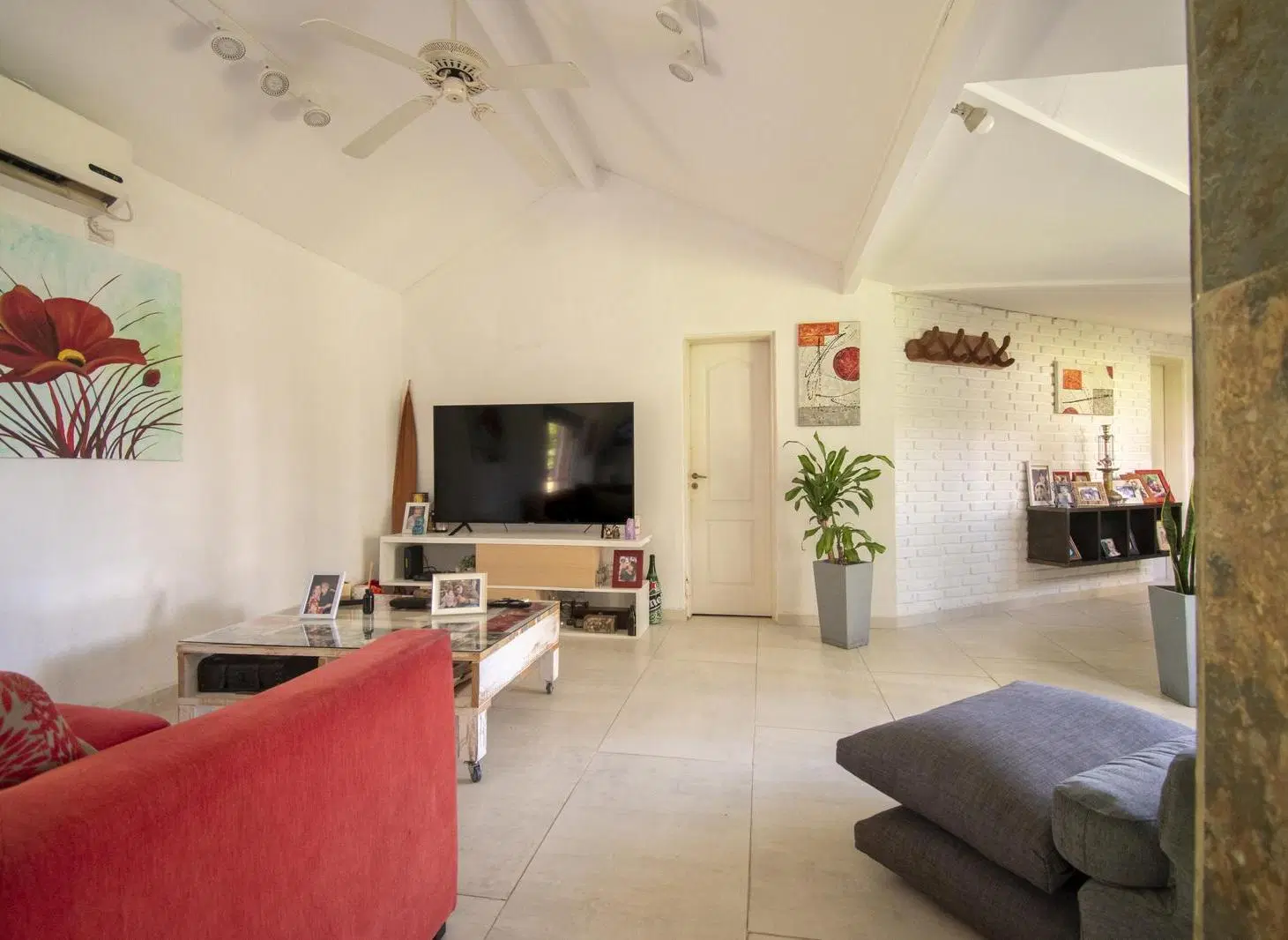 VENTA -CASA 3 AMB - PISCINA - QUINCHO - PARQUE - APTO CREDITO - BARRIO ALTAVISTA - ESCOBAR - PERMUTA 2