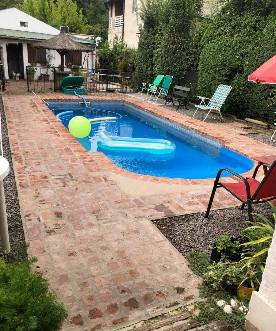 VENTA EN BLOCK - Complejo 3 unidades entrada independiente cuatro cocheras - PERMUTA Y APTO CREDITO 2