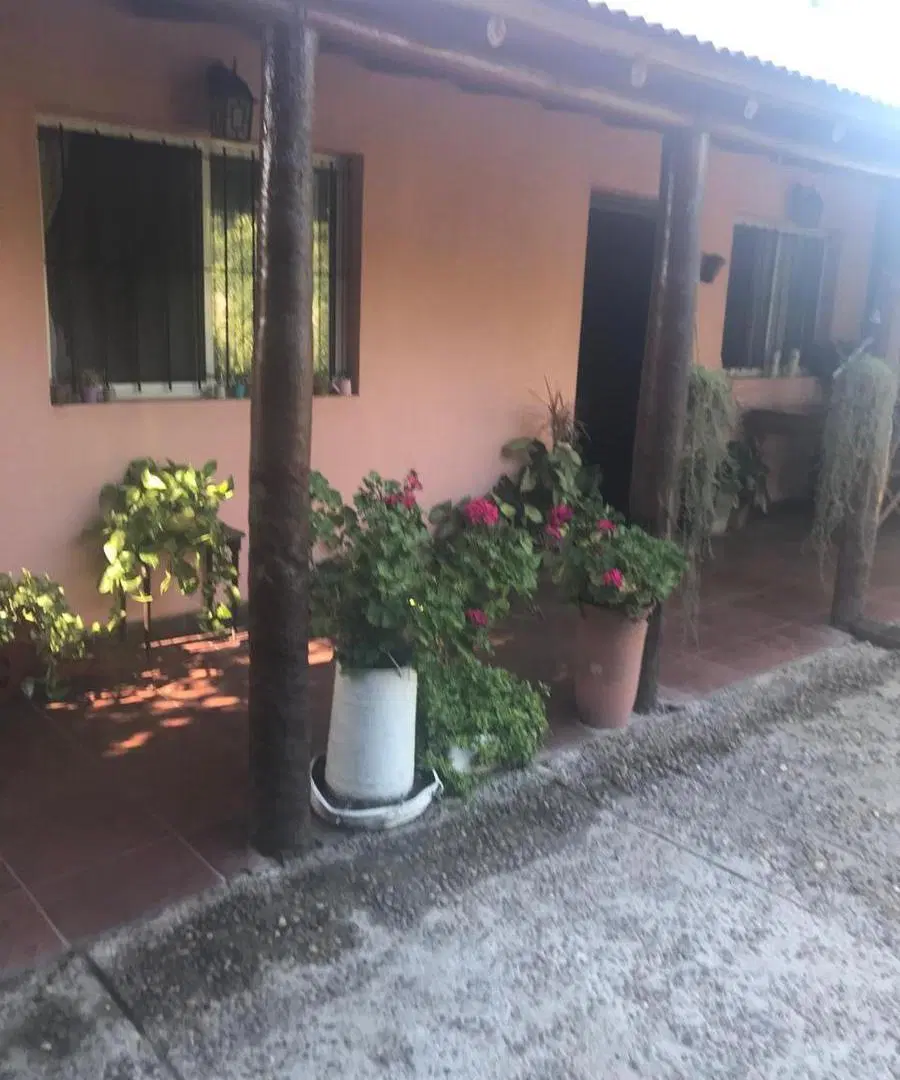 VENTA EN BLOCK - Complejo 3 unidades entrada independiente cuatro cocheras - PERMUTA Y APTO CREDITO 3