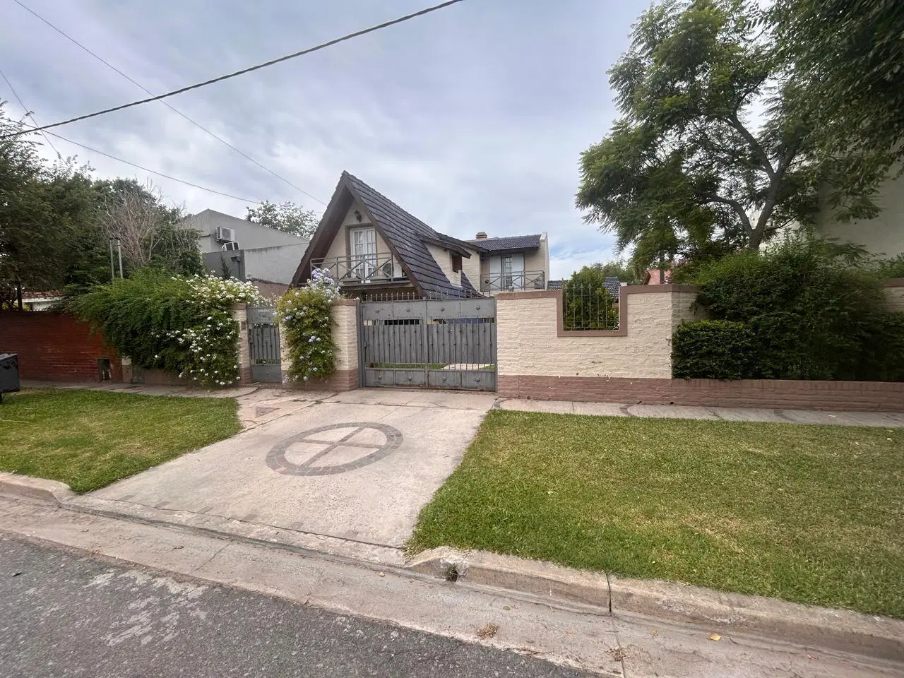 VENTA CASA 5 AMBIENTES LUMINOSA CON PISCINA  JARDIN  DEPTO EN B. LA ARGENTINA CAMPANA APTO CREDITO 5