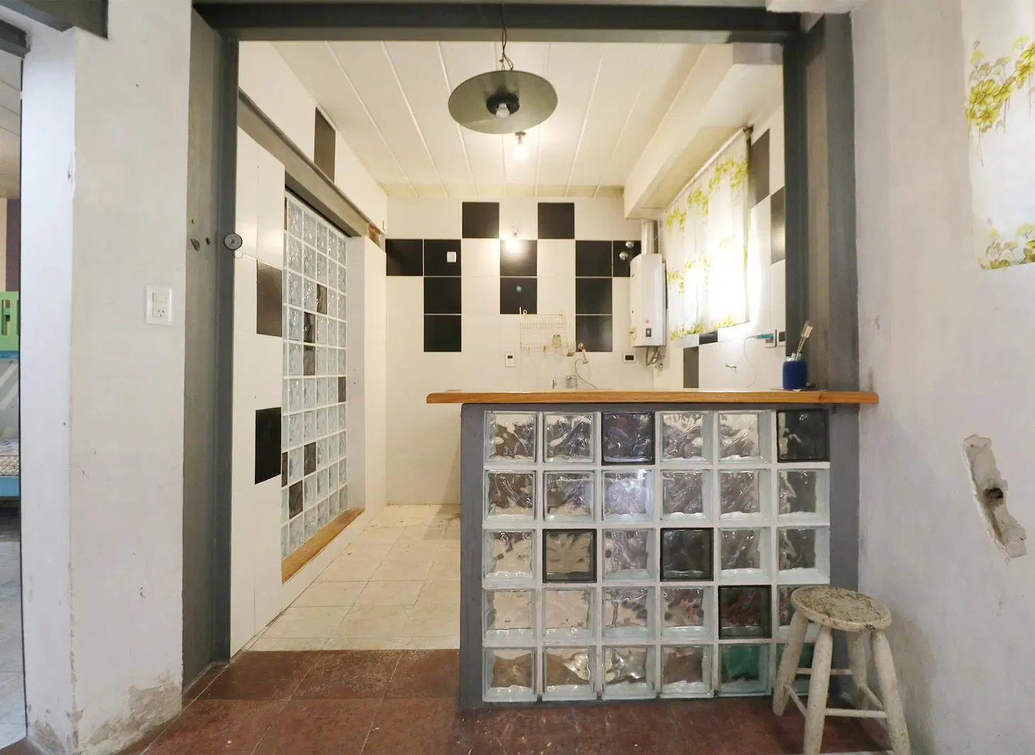 VENTA PH DE 4 AMBIENTES EN PATERNAL - DOS PLANTAS - PATIO - TERRAZA - PARRILLA - PERMUTA - FINANCIA 3