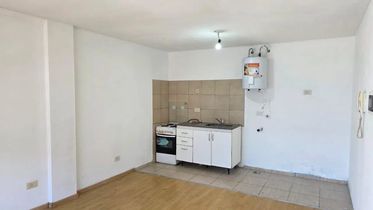 VENTA - DEPARTAMENTO- 2 AMBIENTES -  APTO CREDITO - BALCON - COCHERA - EXPENSAS BAJAS - SAN FERNANDO 2