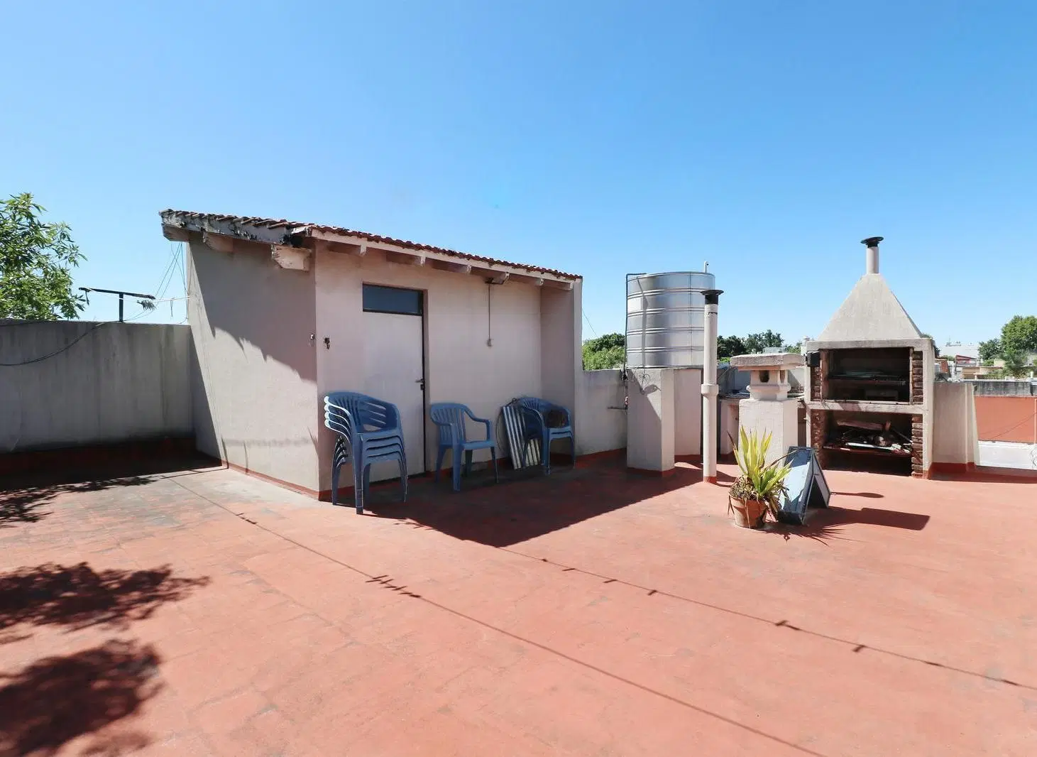 VENTA CASA EN FLORESTA - LOTE PROPIO - 2 PLANTAS - LOCAL COMERCIAL - PERMUTA - APTO CREDITO 4
