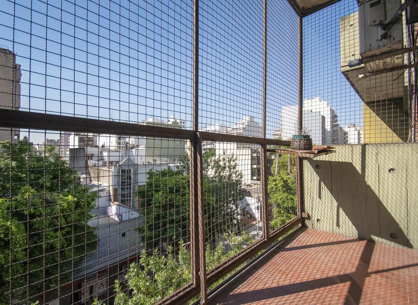 VENTA DEPARTAMENTO 2 AMBIENTES FRENTE BALCON  LUMINOSO FLORES  PERMUTA CREDITO 2