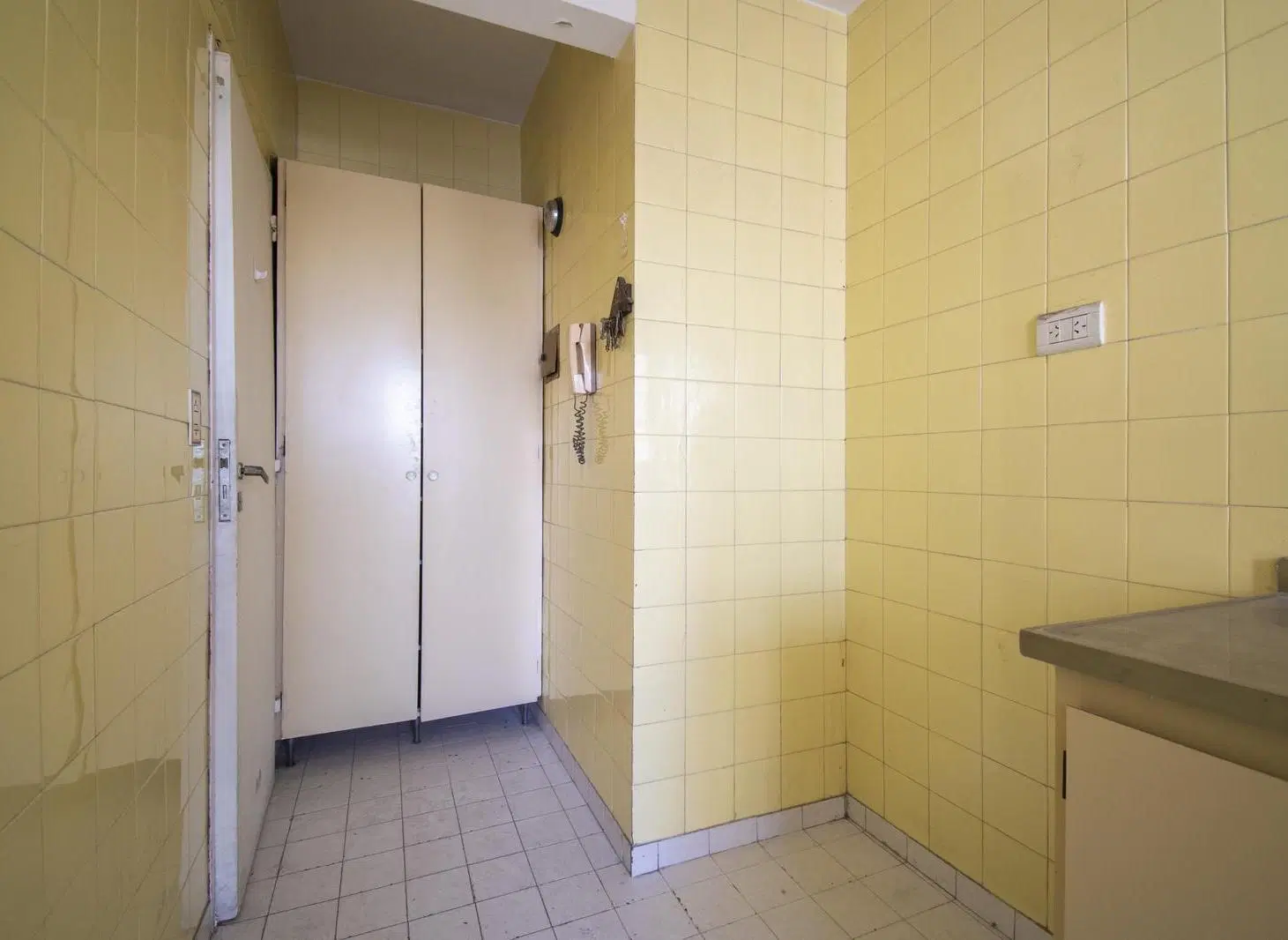 VENTA DEPARTAMENTO 2 AMBIENTES FRENTE BALCON  LUMINOSO FLORES  PERMUTA CREDITO 5