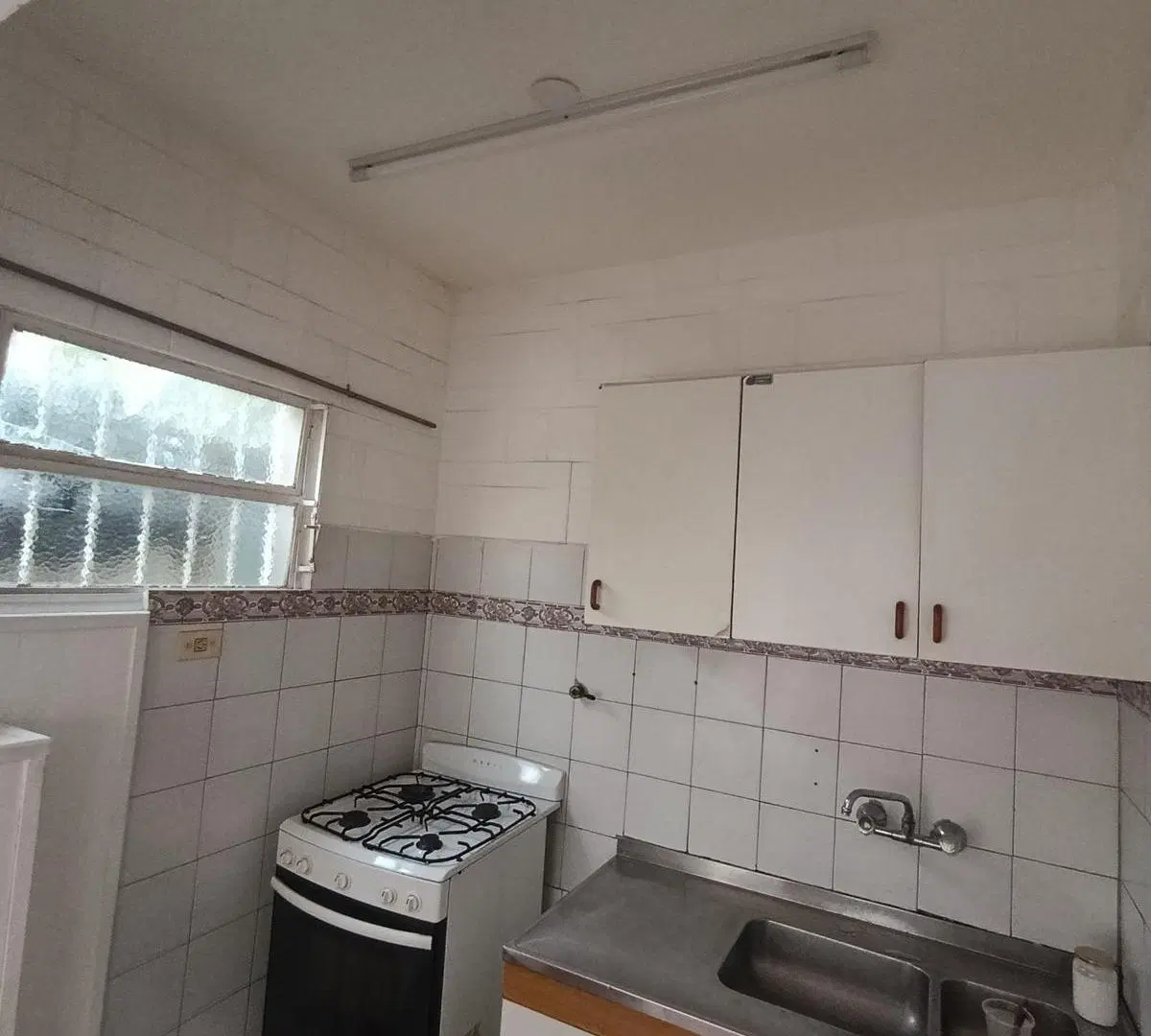 ALQUILER PH 2 AMBIENTES CON PATIO, SIN EXPENSAS  en Villa Maipú, Gral San Martín. 4