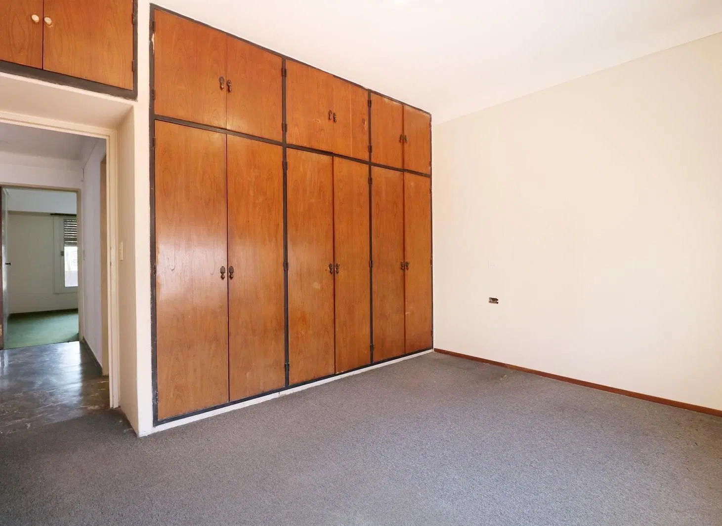 VENTA PH 4 AMBIENTES  APTO CRÉDITO y PERMUTA VILLA BALLESTER  COCHERA PATIO Y PARRILLA 2