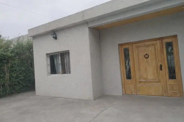 VENTA CASA 4 AMBIENTES  CON PARQUE QUINCHO COCHERAS PQUE SAN LUIS PILAR APTO CREDITO 2