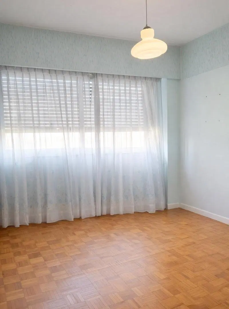 Venta Departamento 2 Ambientes en Piso Alto – Microcentro | Muy Luminoso - PERMUTA 4