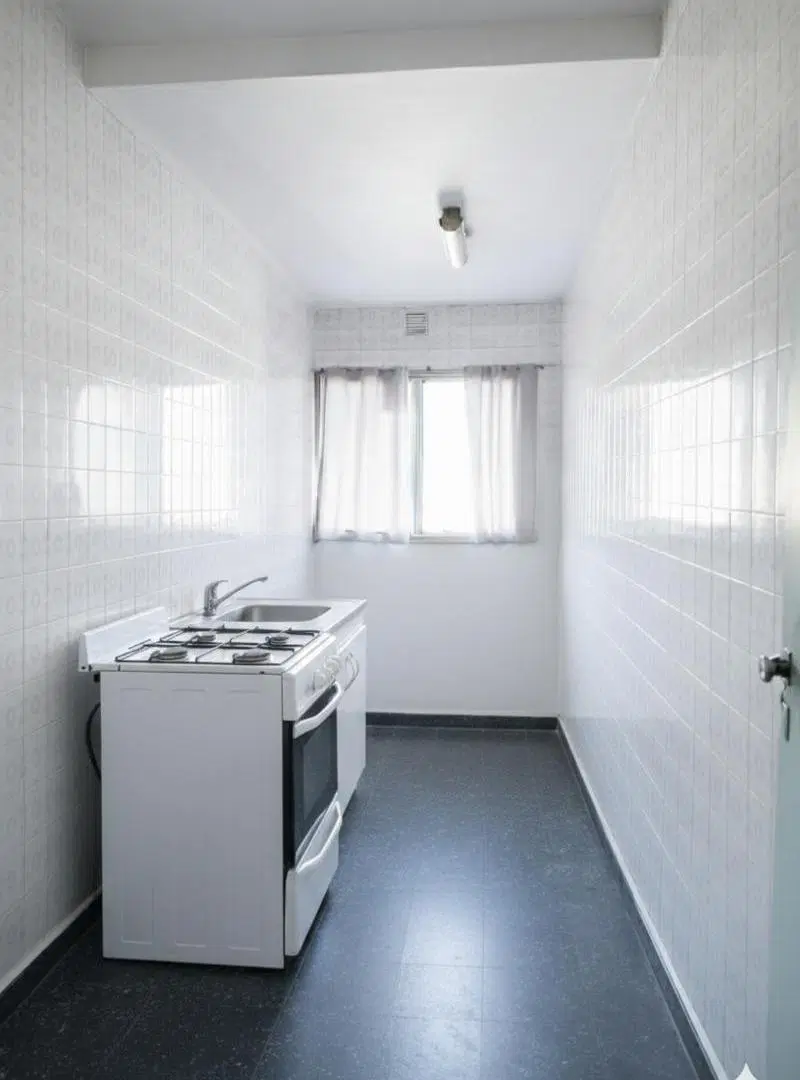 Venta Departamento 2 Ambientes en Piso Alto – Microcentro | Muy Luminoso - PERMUTA 2