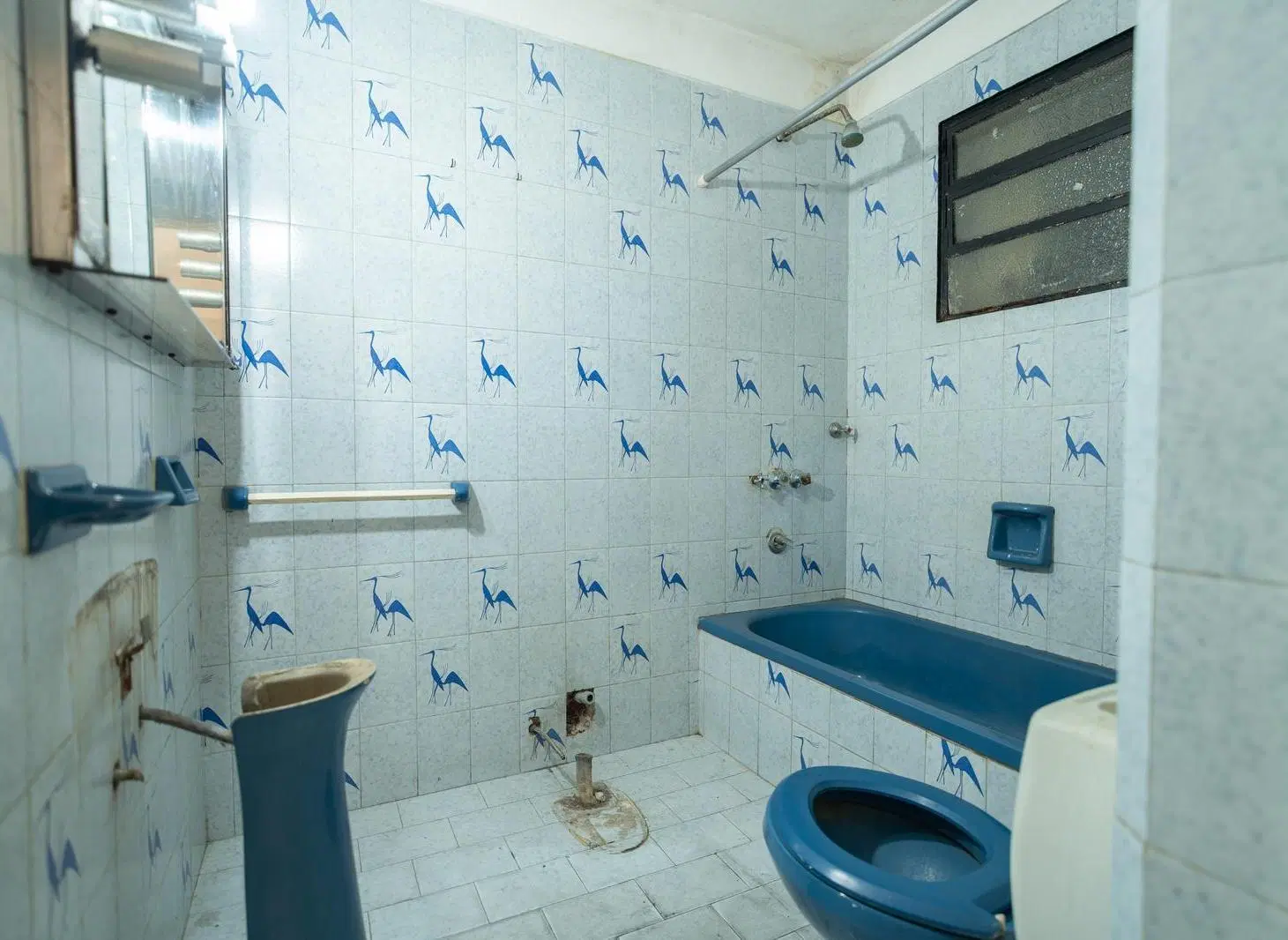 VENTA PH TIPO CASA CON ENTRADA INDEPENDIENTE Y COCHERA. SIN EXPENSAS PERMUTA 3