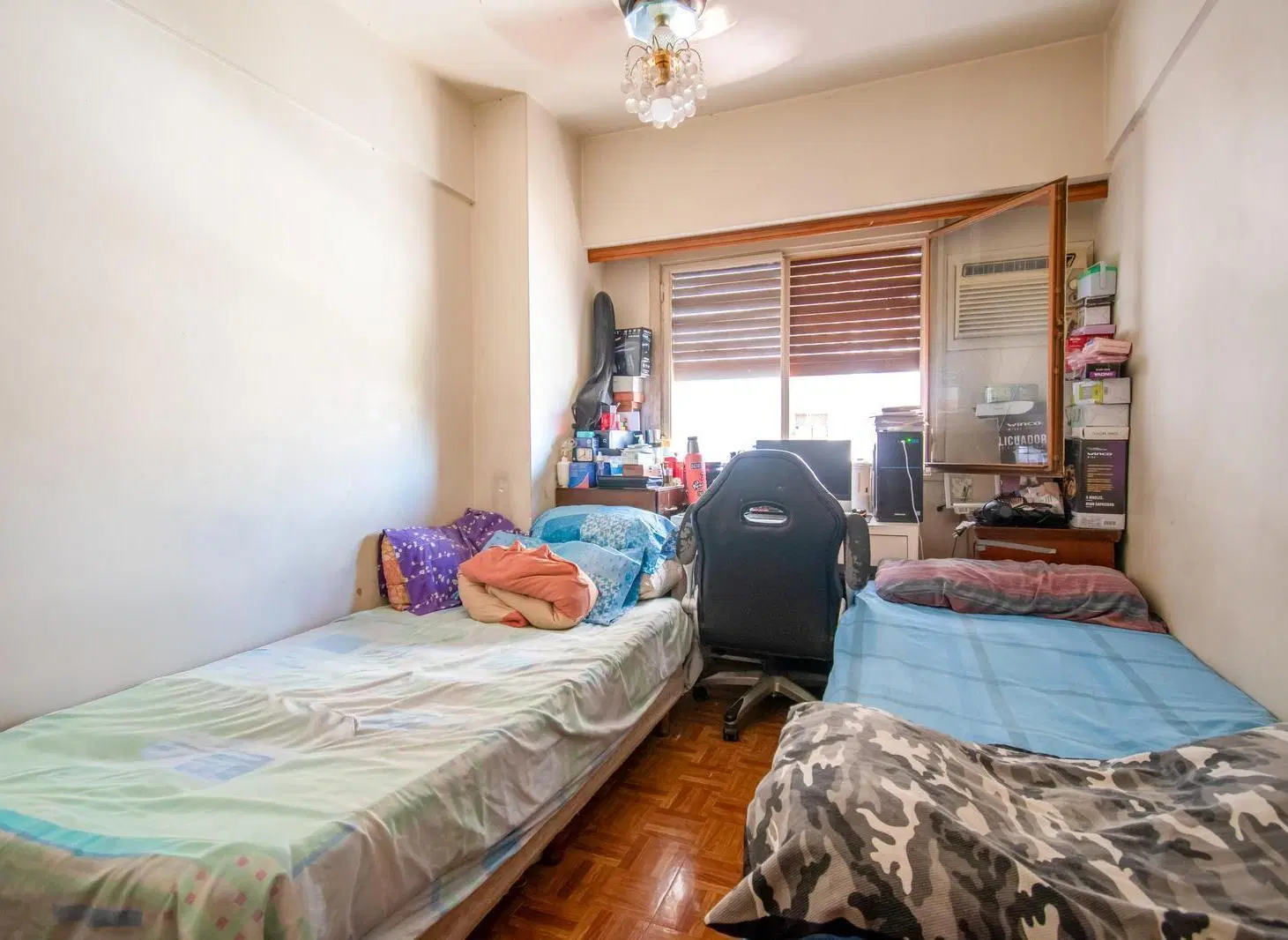 VENTA – DEPARTAMENTO 3 AMBIENTES – BALCON FRANCES Y BAULERA – EXPENSAS RAZONABLES – PALERMO 8