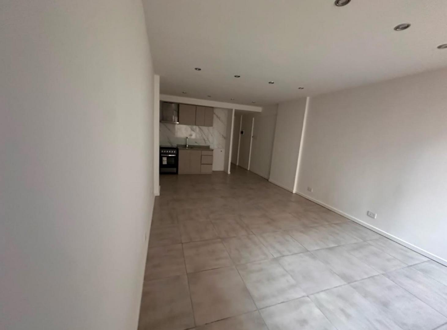 Foto de VENTA DEPARTAMENTO MONOAMBIENTE - SAN NICOLAS - CONTRAFRENTE, imagen 4