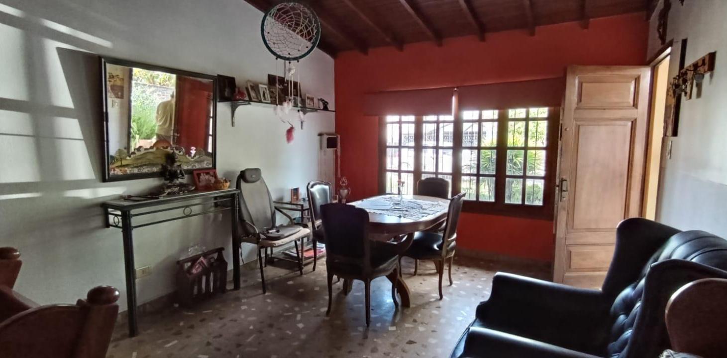 Foto de VENTA CASA 4 AMBIENTES DTO 3 AMBIENTES IDEAL VIVIENDA MULTIFAMILIAR TRUJUI MORENO, imagen 4