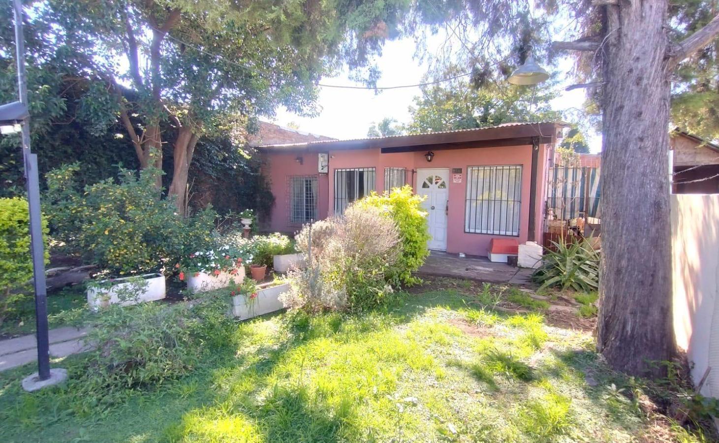 Foto de VENTA CASA 4 AMBIENTES PERMUTA EN SAN MIGUEL LISTA PARA ESCRITURAR CRUCE CASTELAR MORENO, imagen 2