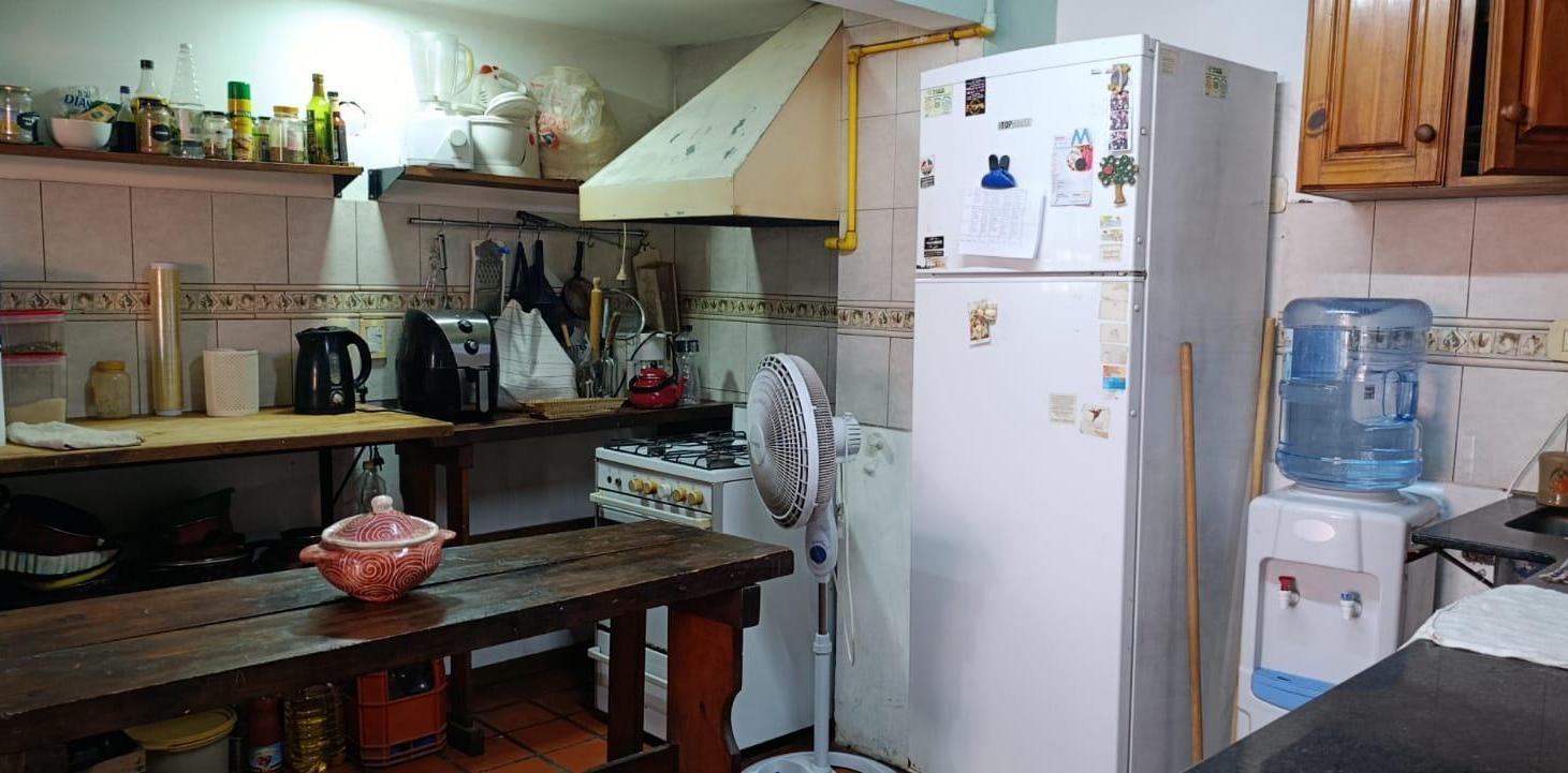 Foto de VENTA CASA TIPO CHALET 4 AMBIENTES AMPLIO PARQUE CENTRO DE FRANCISCO ALVAREZ APTO CREDITO, imagen 5