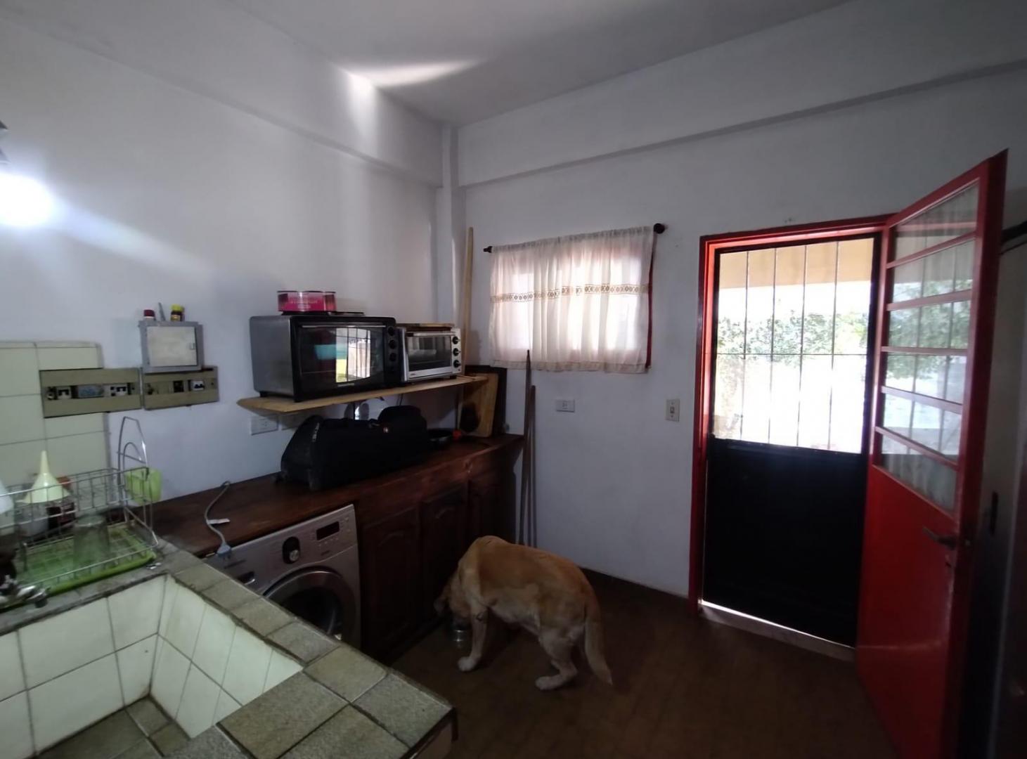 Foto de VENTA CASA 5 AMBIENTES CHALET PERMUTA DTO CABA APTO CREDITO W. MORRIS, imagen 5