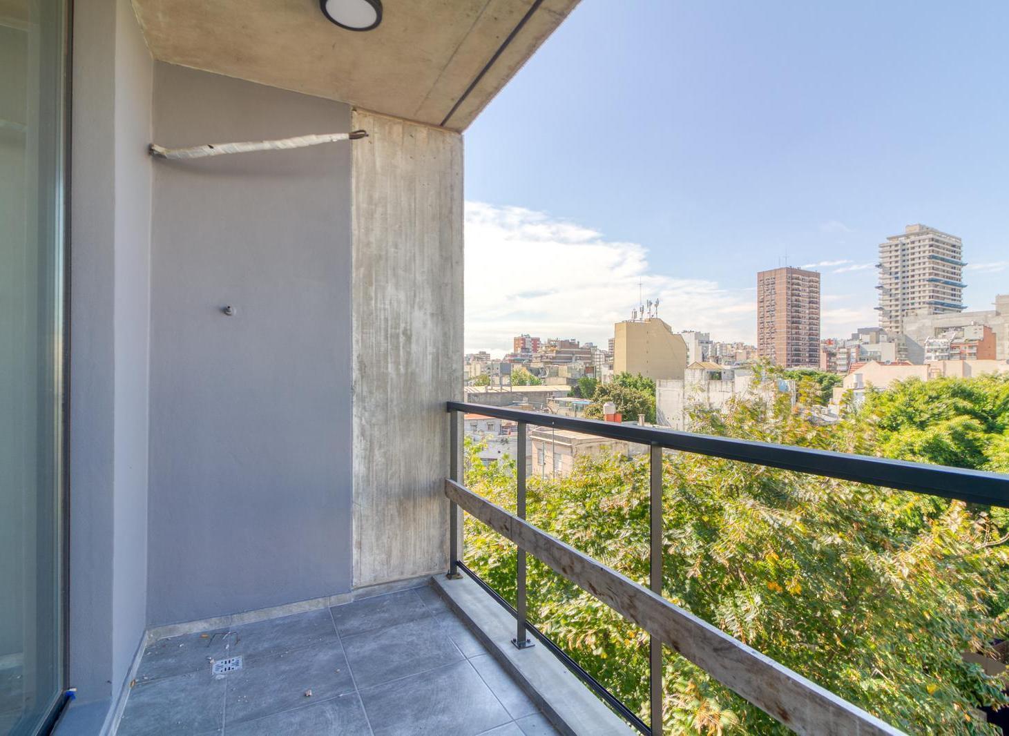 Foto de VENTA MONOAMBIENTE DIVISIBLE con COCHERA EN COGHLAN - Amenities, imagen 1