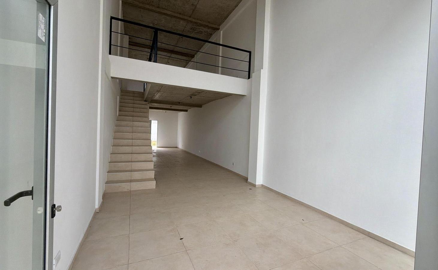 Foto de ALQUILER | LOCAL COMERCIAL A ESTRENAR | ¡SIN EXPENSAS! | DOBLE ALTURA, imagen 4