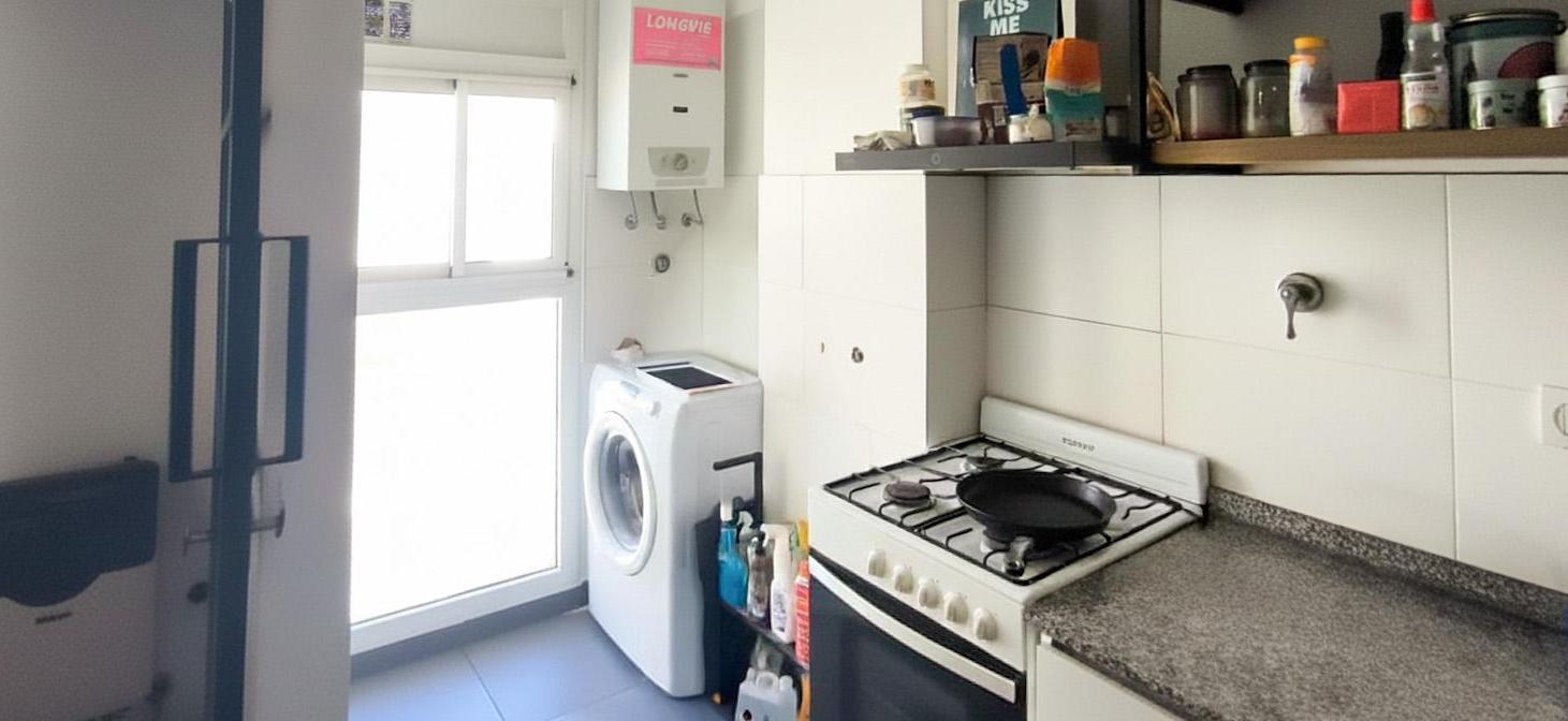 Foto de VENTA DEPARTAMENTO 3 AMBIENTES FRENTE BALCÓN ATERRAZADO APTO CREDITO, imagen 2