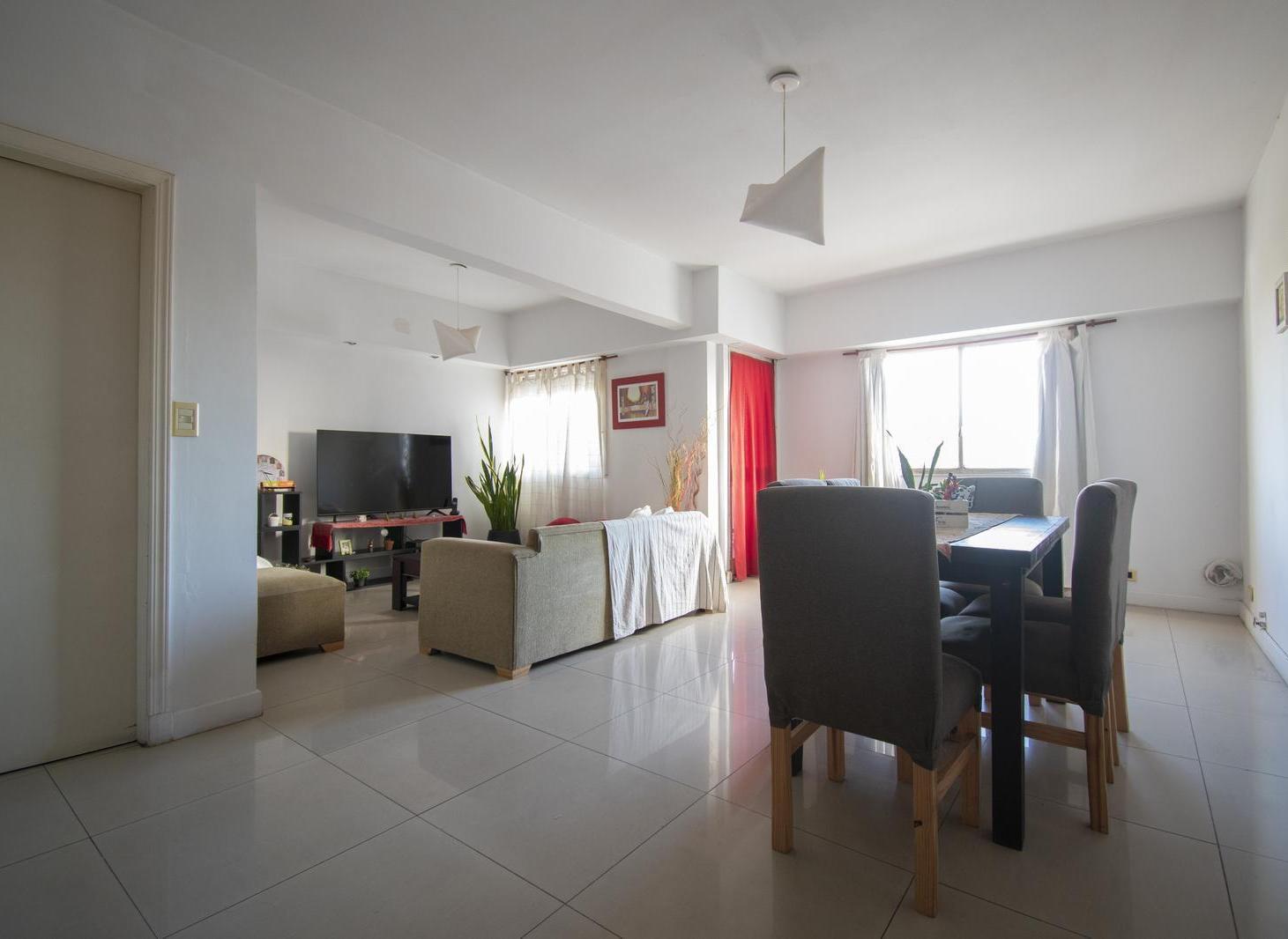 Foto de ALQUILER- DEPARTAMENTO 3 AMBIENTES- BAJAS EXPENSAS- BALCON, imagen 2