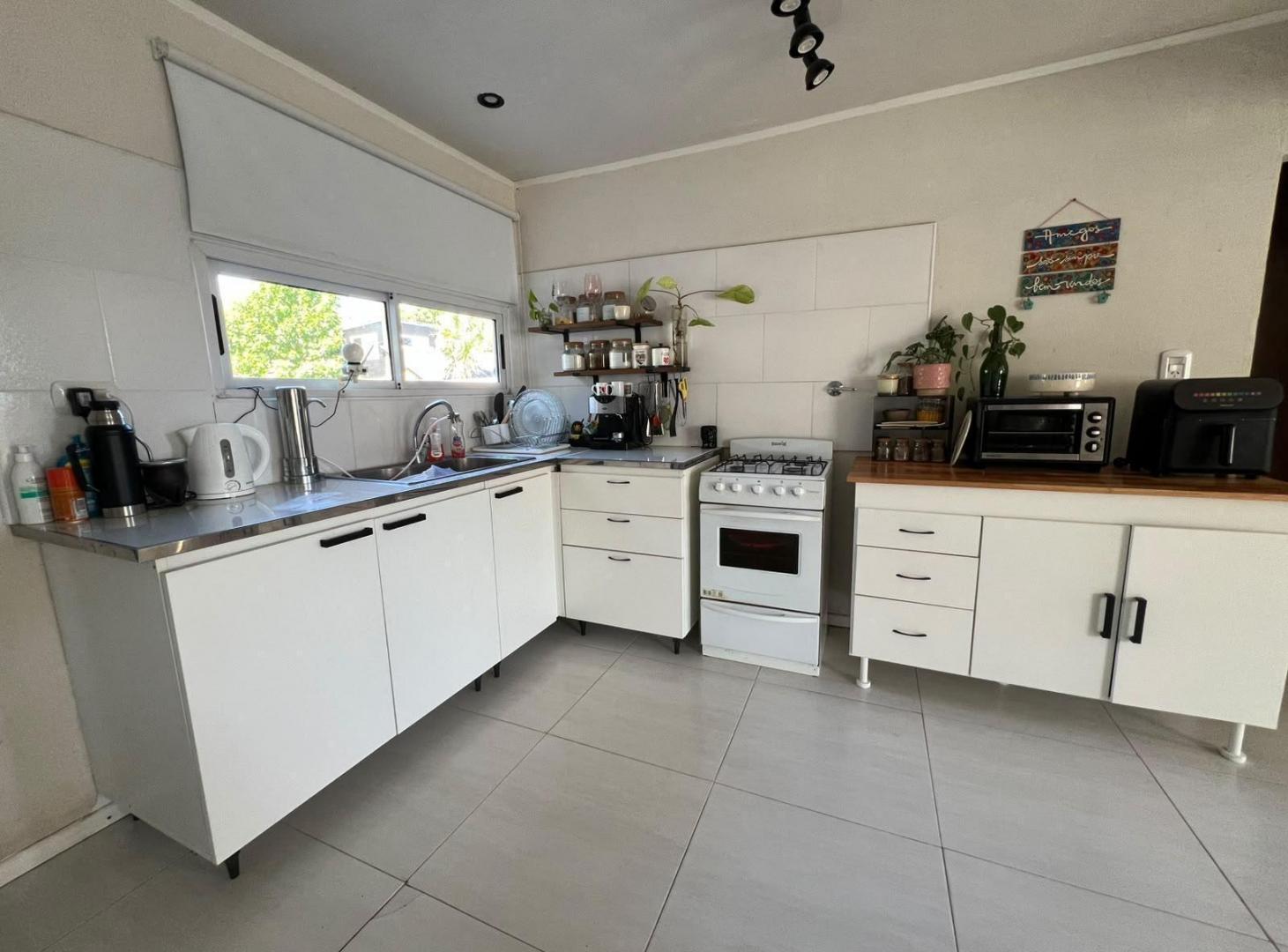 Foto de VENTA CASA 3 AMBIENTES CON PARQUE PISCINA Y ESPACIO VERDE VILLA ROSA, imagen 5