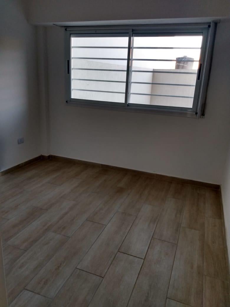 Foto de DEPARTAMENTO 2 AMBIENTES- ALQUILER- BALCON- BAJAS EXPENSAS- PATERNAL, imagen 1