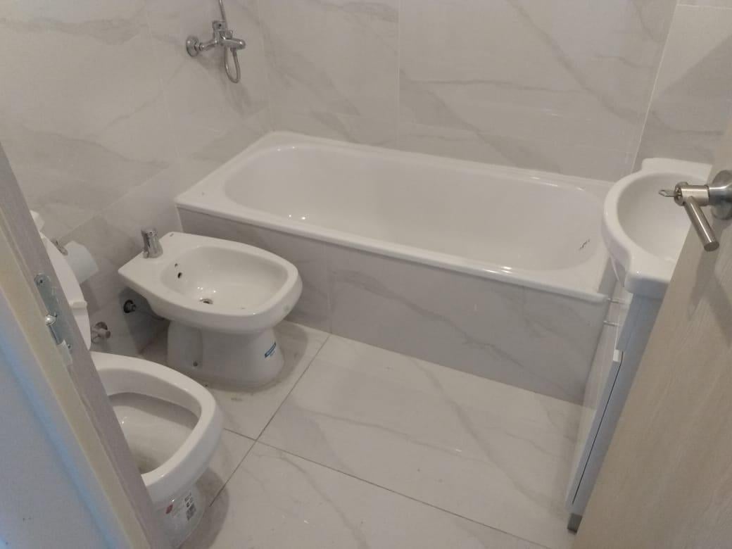 Foto de DEPARTAMENTO 2 AMBIENTES- ALQUILER- BALCON- BAJAS EXPENSAS- PATERNAL, imagen 5