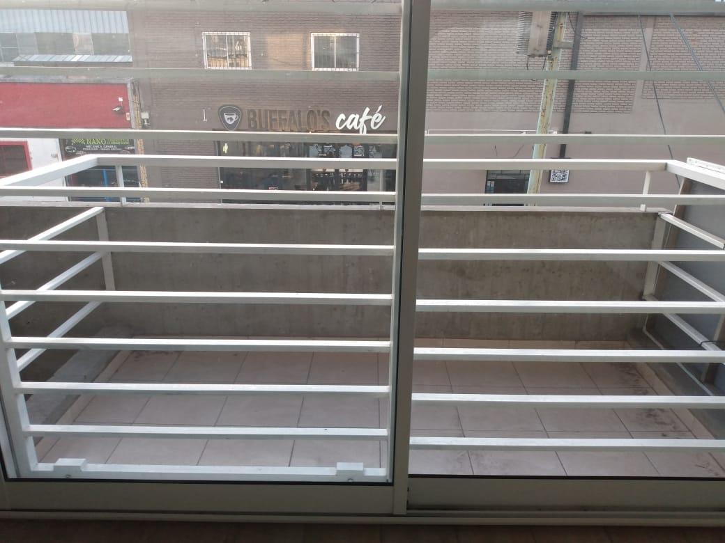 Foto de DEPARTAMENTO 2 AMBIENTES- ALQUILER- BALCON- BAJAS EXPENSAS- PATERNAL, imagen 2