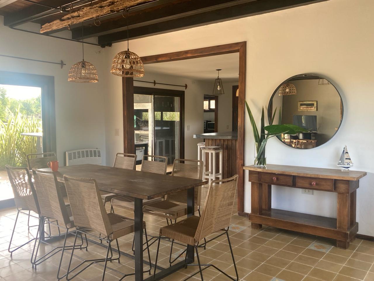 Foto de VENTA CASA 6 AMBIENTES LOTE INTERNO PILETA LAGO AMPLIA LUMINOSO BARRIO, imagen 5
