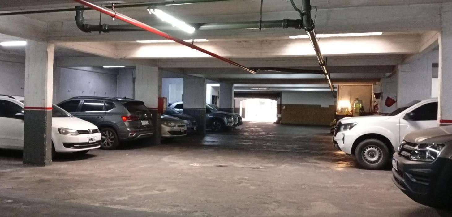 Foto de VENTA COCHERA – CABALLITO – 10 M² – VIGILANCIA 24 HS, imagen 5