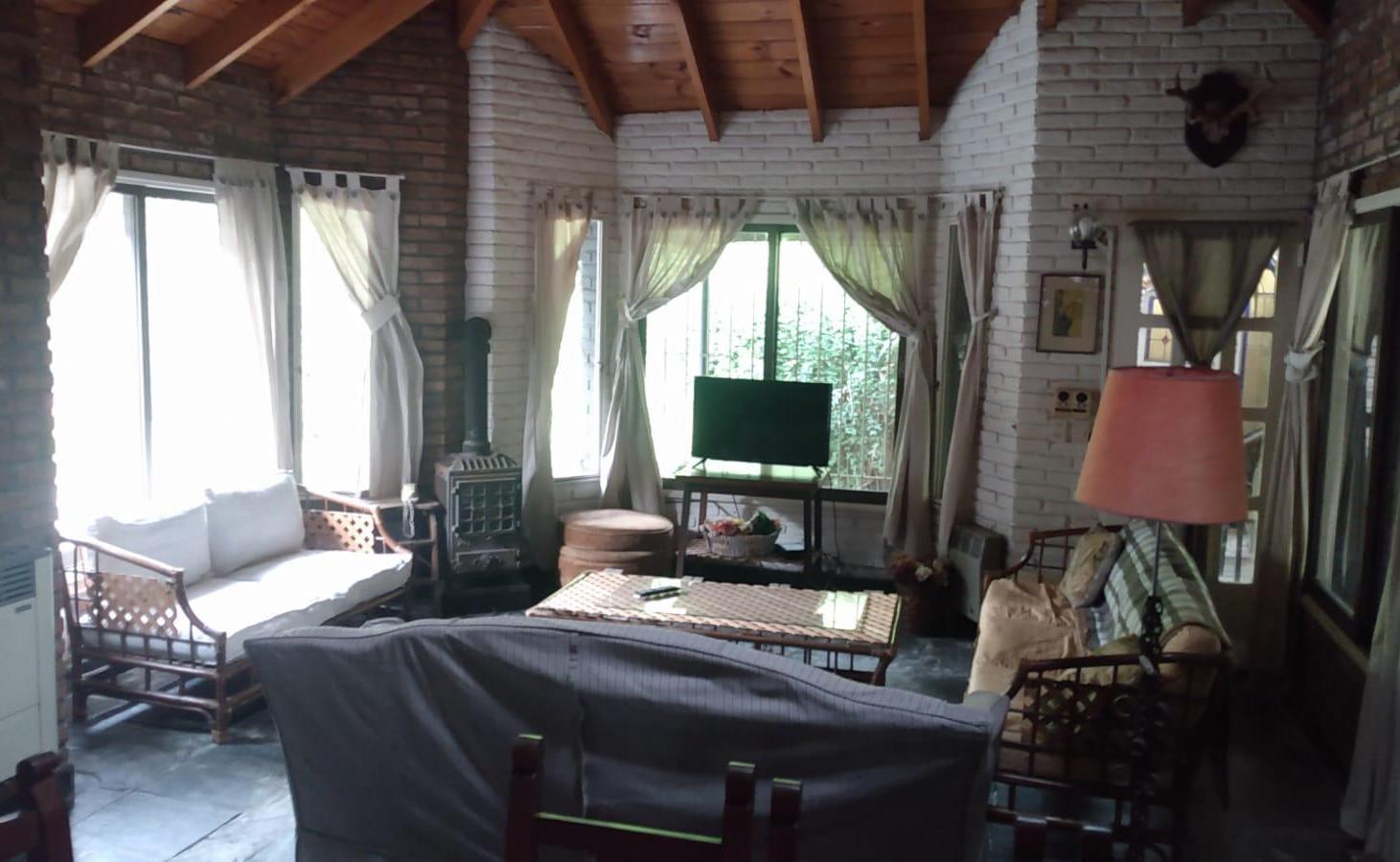 Foto de CASA EN ALQUILER DE 4 AMBIENTES CON PISCINA - GOLFERS COUNTRY CLUB, imagen 4