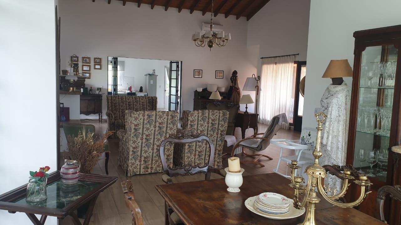 Foto de VENTA CASA 4 AMB Y PISCINA - BARRIO CERRADO LA ESCONDIDA MANZANARES, imagen 3