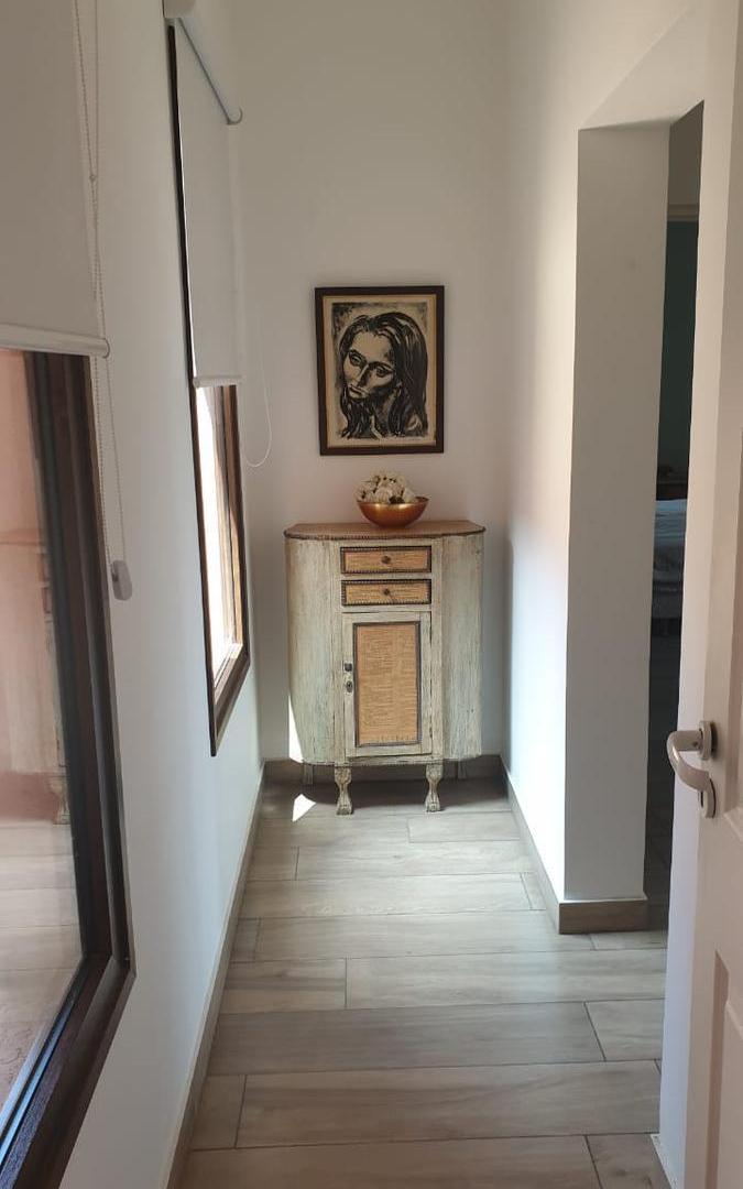 Foto de VENTA CASA 4 AMB Y PISCINA - BARRIO CERRADO LA ESCONDIDA MANZANARES, imagen 1
