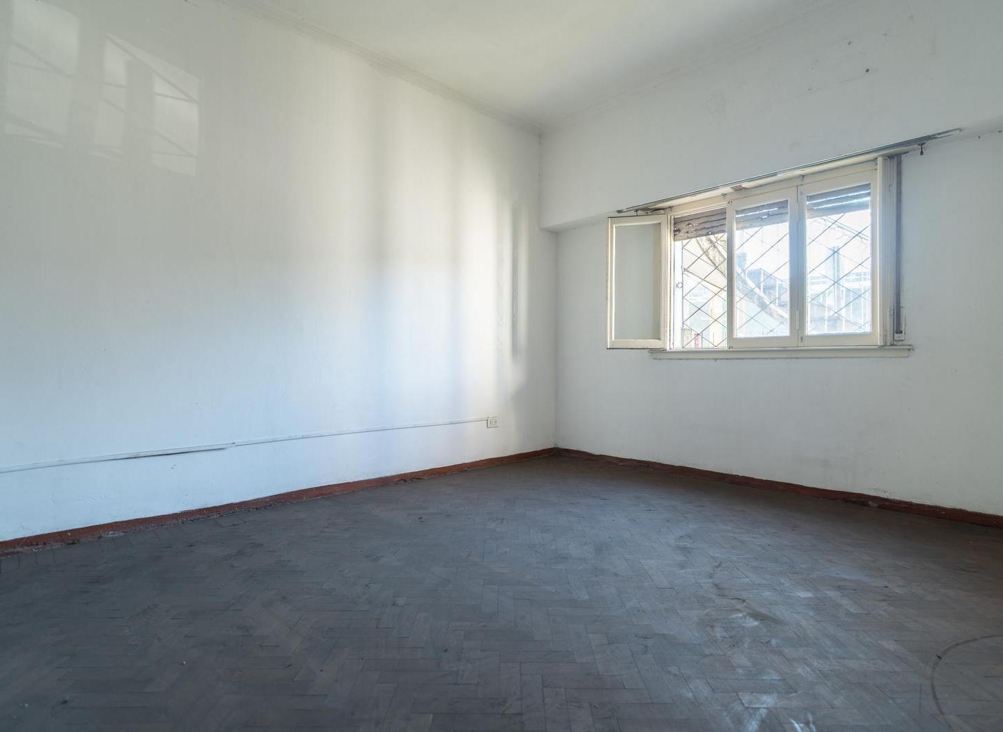 Foto de VENTA PH TIPO CASA CON ENTRADA INDEPENDIENTE Y COCHERA. SIN EXPENSAS, imagen 4