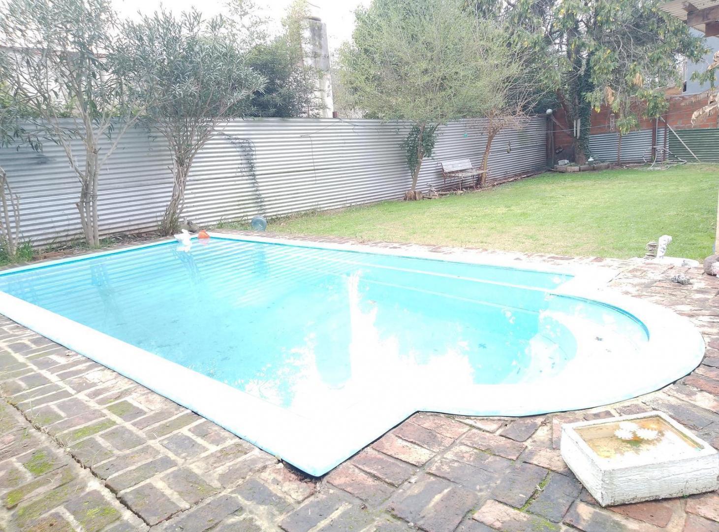 Foto de VENTA CASA 4 AMBIENTES PILETA TORTUGUITAS, imagen 4