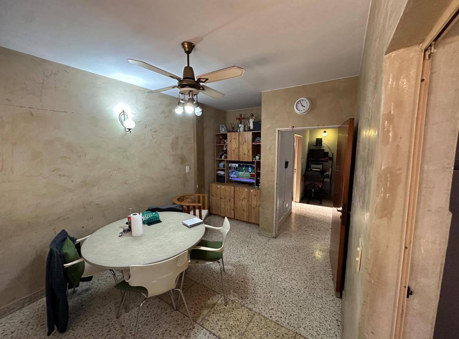 Foto de venta PH 6 ambientes ENTRADA INDEPENDIENTE SIN EXPENSAS - APTO CREDITO, imagen 1