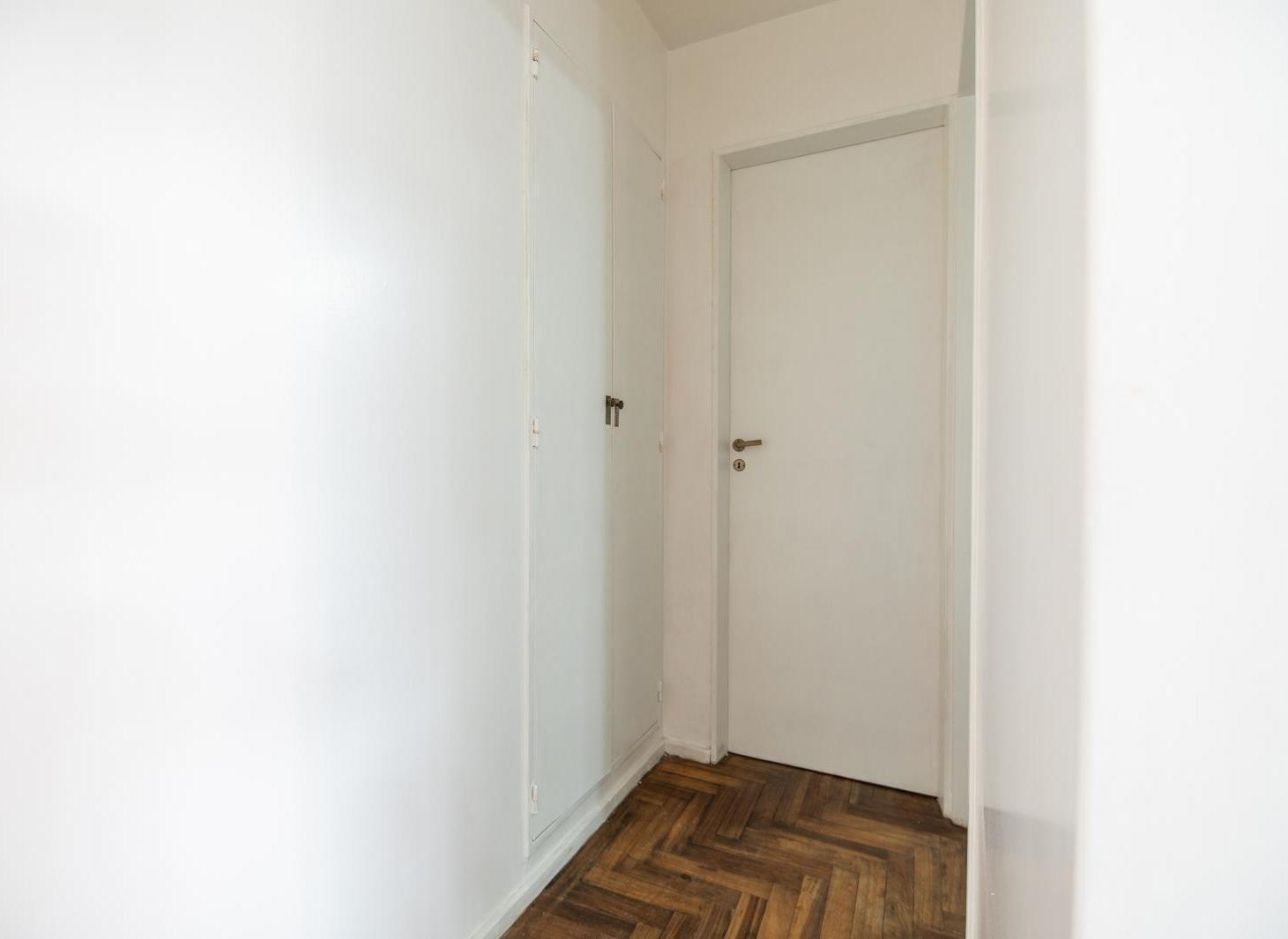 Foto de VENTA DEPARTAMENTO 2 AMBIENTES – AL FRENTE CON BALCON - APTO CREDITO Y, imagen 4