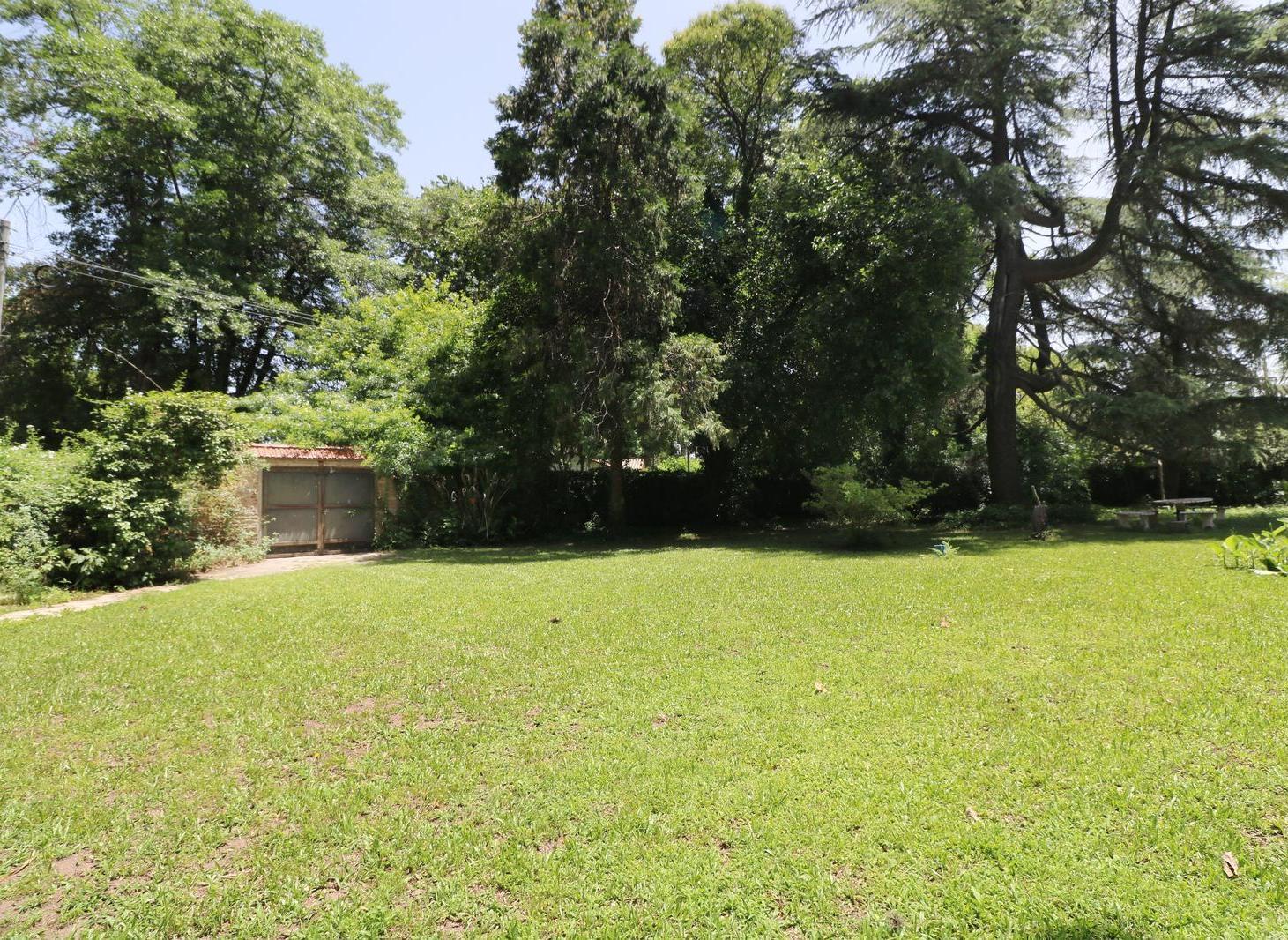 Foto de VENTA CASAQUINTA - MORENO - PARQUE - PISCINA - QUINCHO - PARRILLA, imagen 5