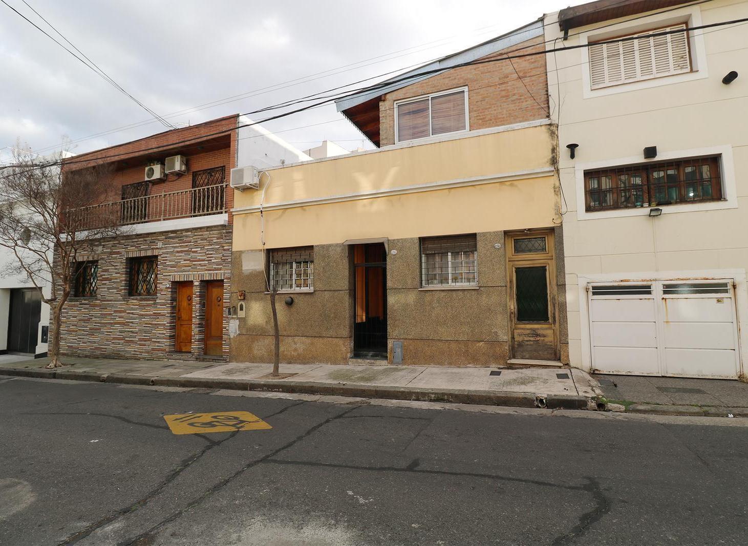 Foto de VENTA PH DE 4 AMBIENTES - PARQUE CHACABUCO - TERRAZA - ENTRADA, imagen 1