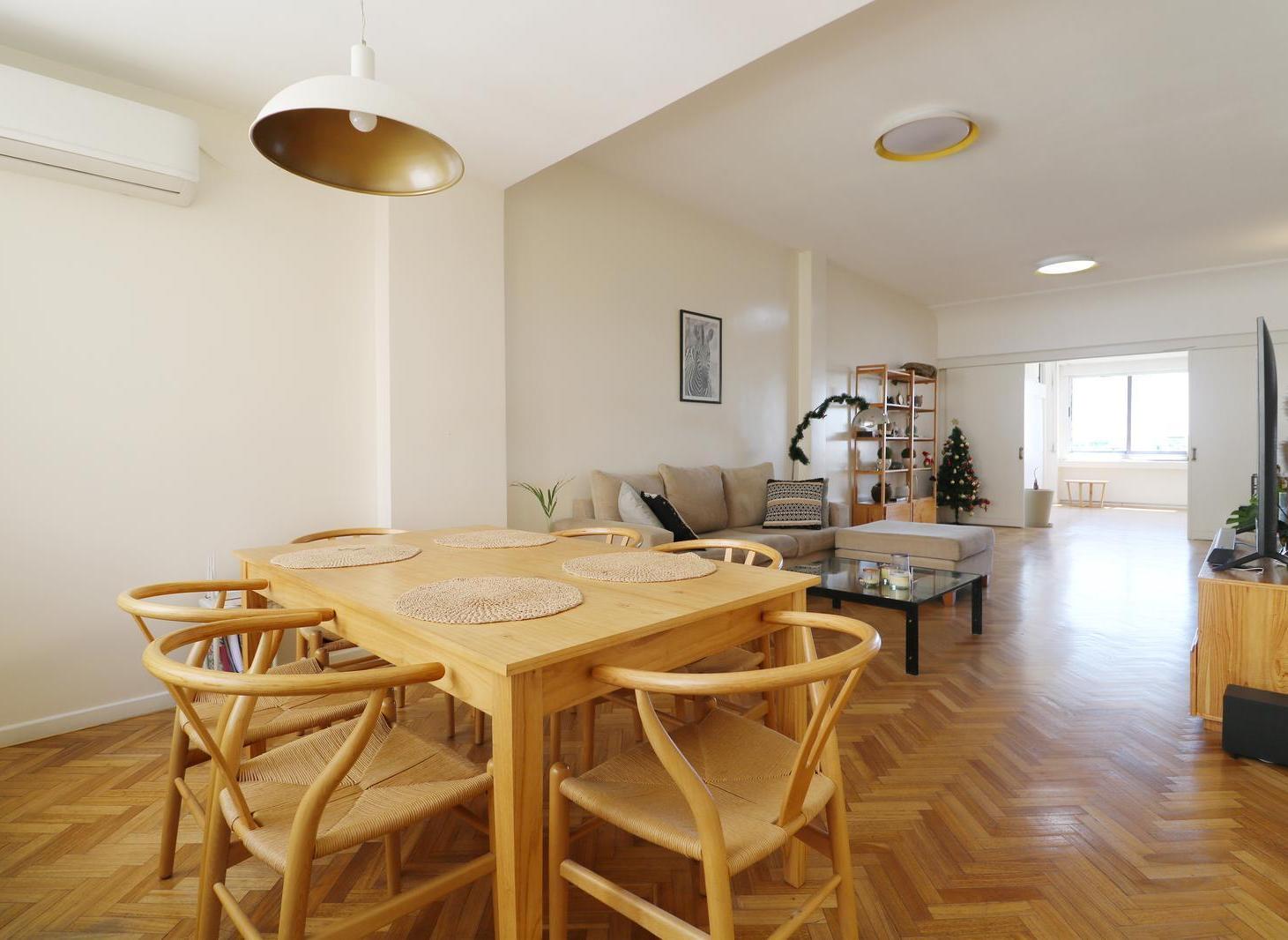 Foto de VENTA DE PISO DE 3 AMBIENTES MÁS DEPENDENCIA CON BAULERA EN RECOLETA, imagen 3