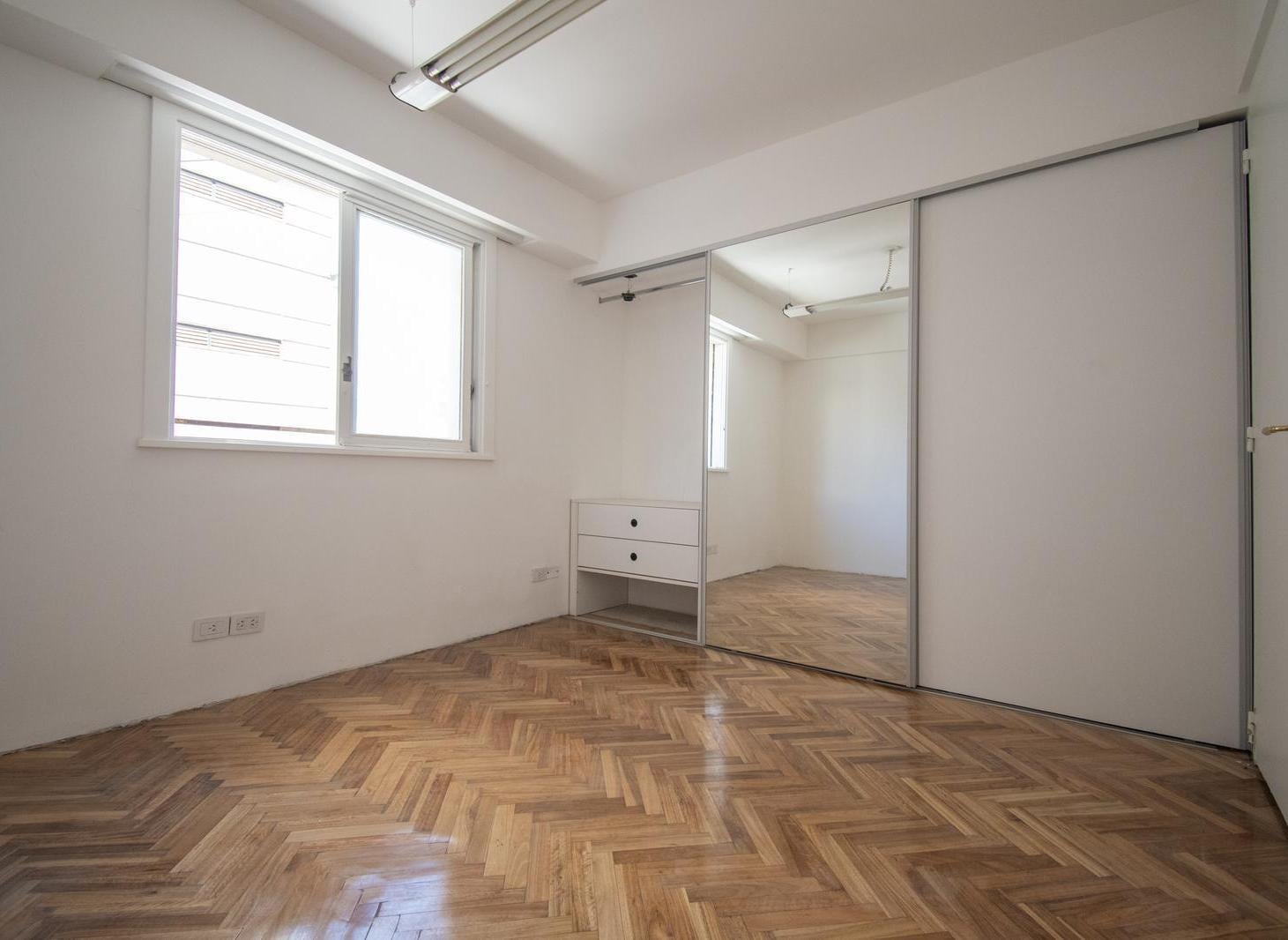 Foto de VENTA DEPARTAMENTO 2 AMBIENTES RECICLADO ACEPTA PERMUTA FINANCIA CENTRO, imagen 5