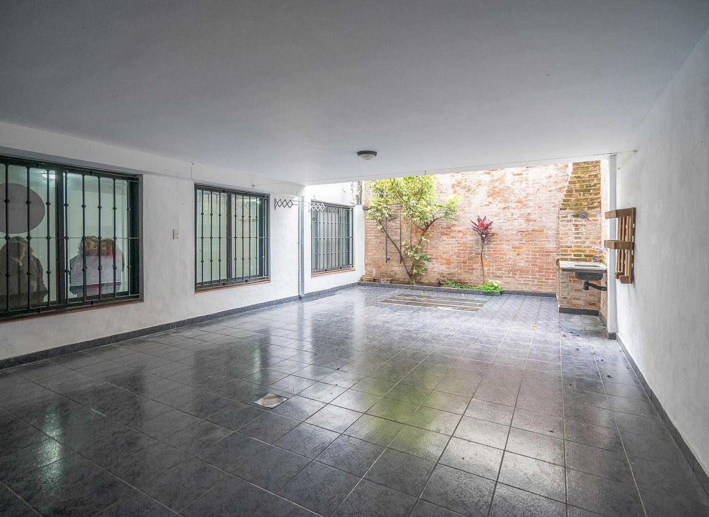 Foto de ALQUILER Imponente Casa en la mejor zona de Florida, imagen 1