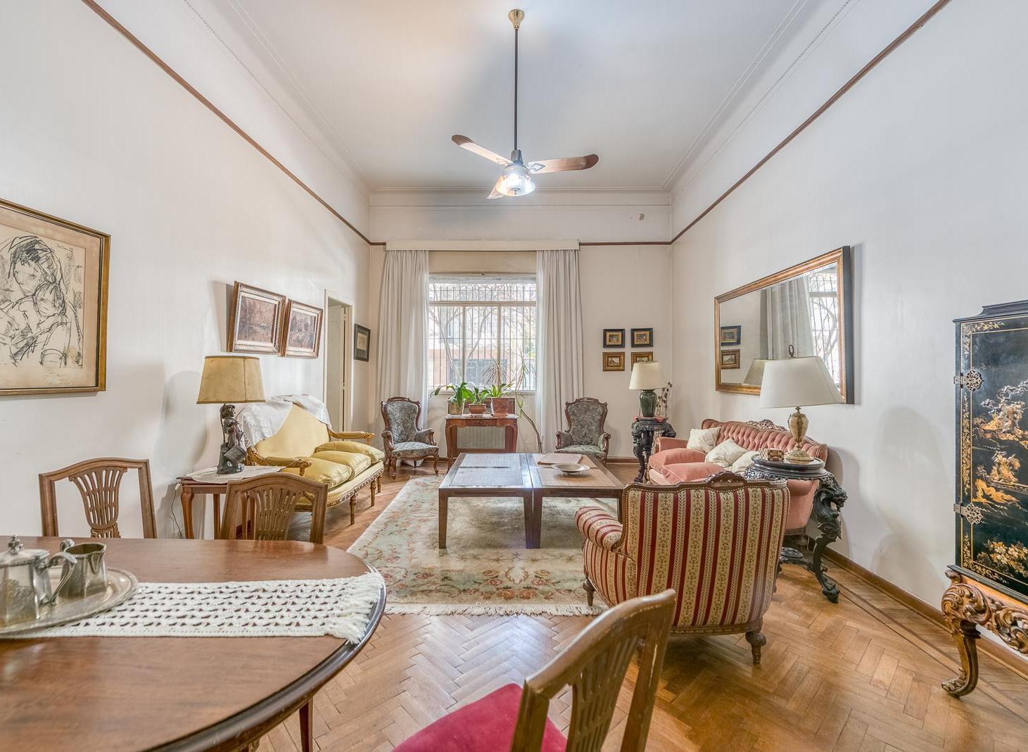Foto de VENTA 3 AMBIENTES CON DEPENDENCIA COCHERA OPCIONAL EN RECOLETA – 124 M², imagen 3