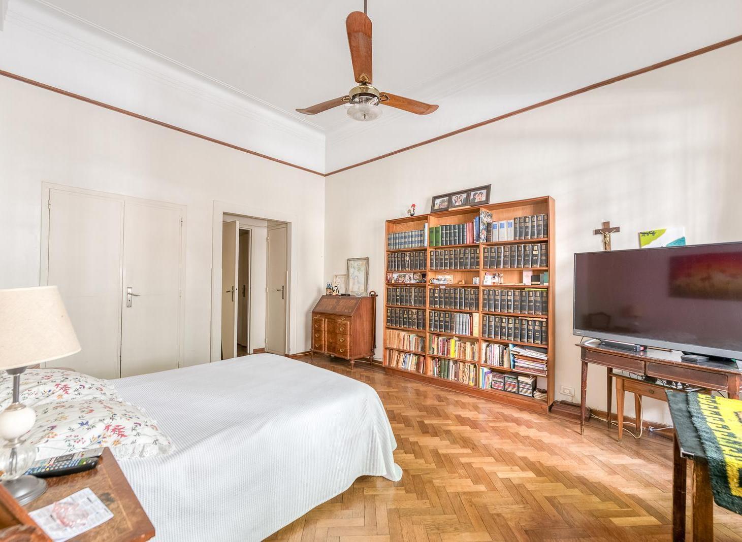 Foto de VENTA 3 AMBIENTES CON DEPENDENCIA COCHERA OPCIONAL EN RECOLETA – 124 M², imagen 5