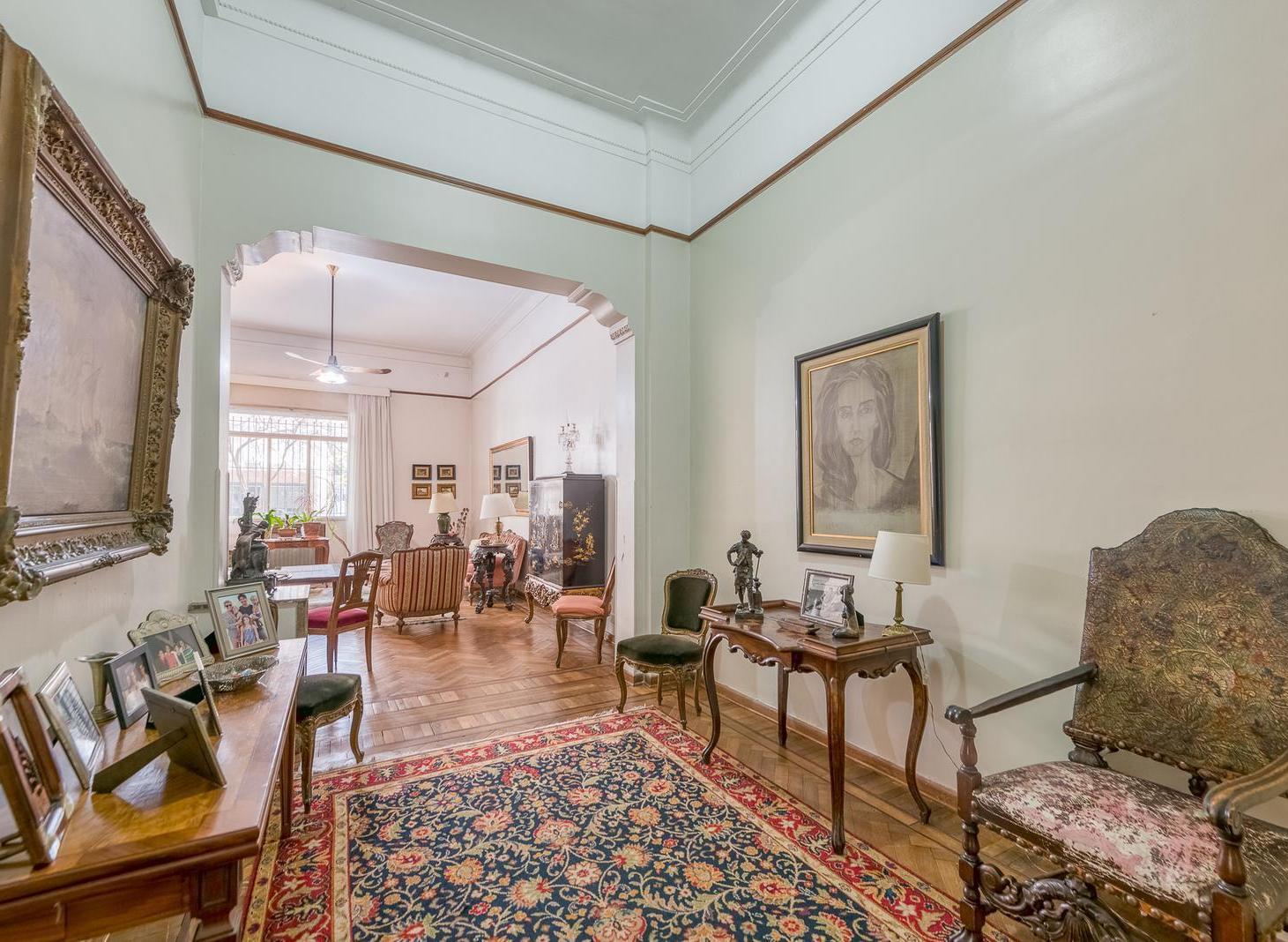 Foto de VENTA 3 AMBIENTES CON DEPENDENCIA COCHERA OPCIONAL EN RECOLETA – 124 M², imagen 2