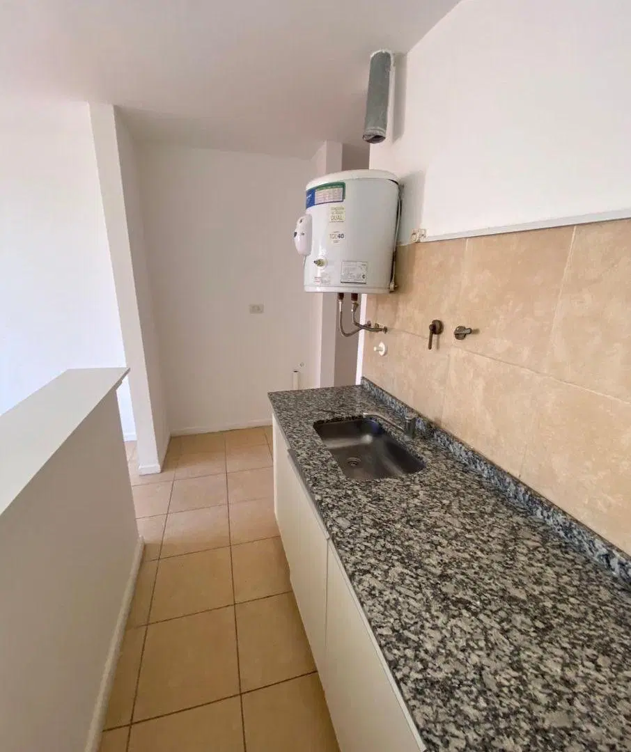 DEPARTAMENTO 1 DORM Bº ALTO ALBERDI- EXPENSAS BAJAS 2