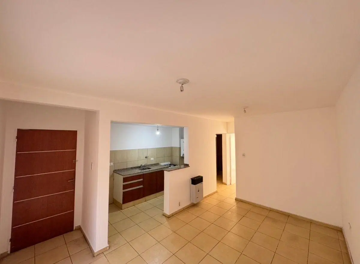 DPTO 1 DORM C/2 PATIOS PROPIOS- EXPENSAS BAJAS 1