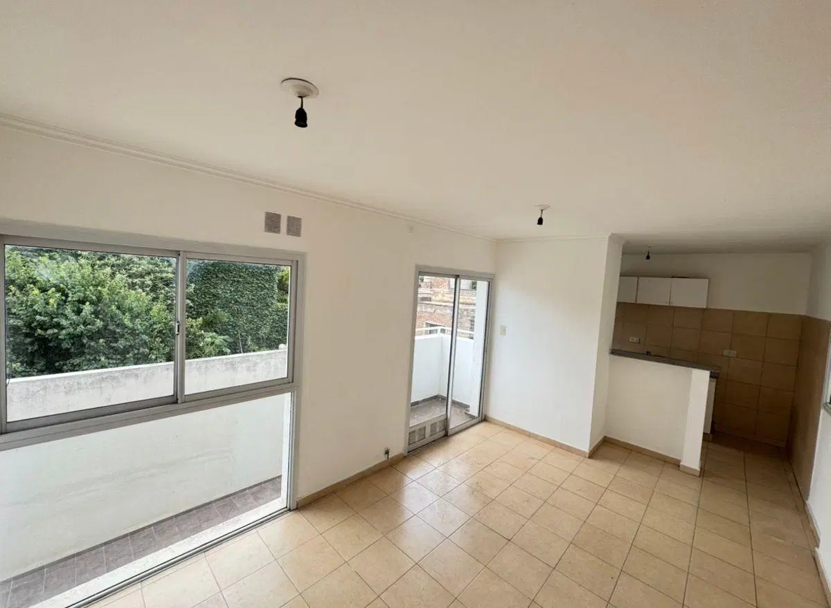 DEPARTAMENTO 1 DORM C/COCHERA- Bº SAN MARTÍN 2