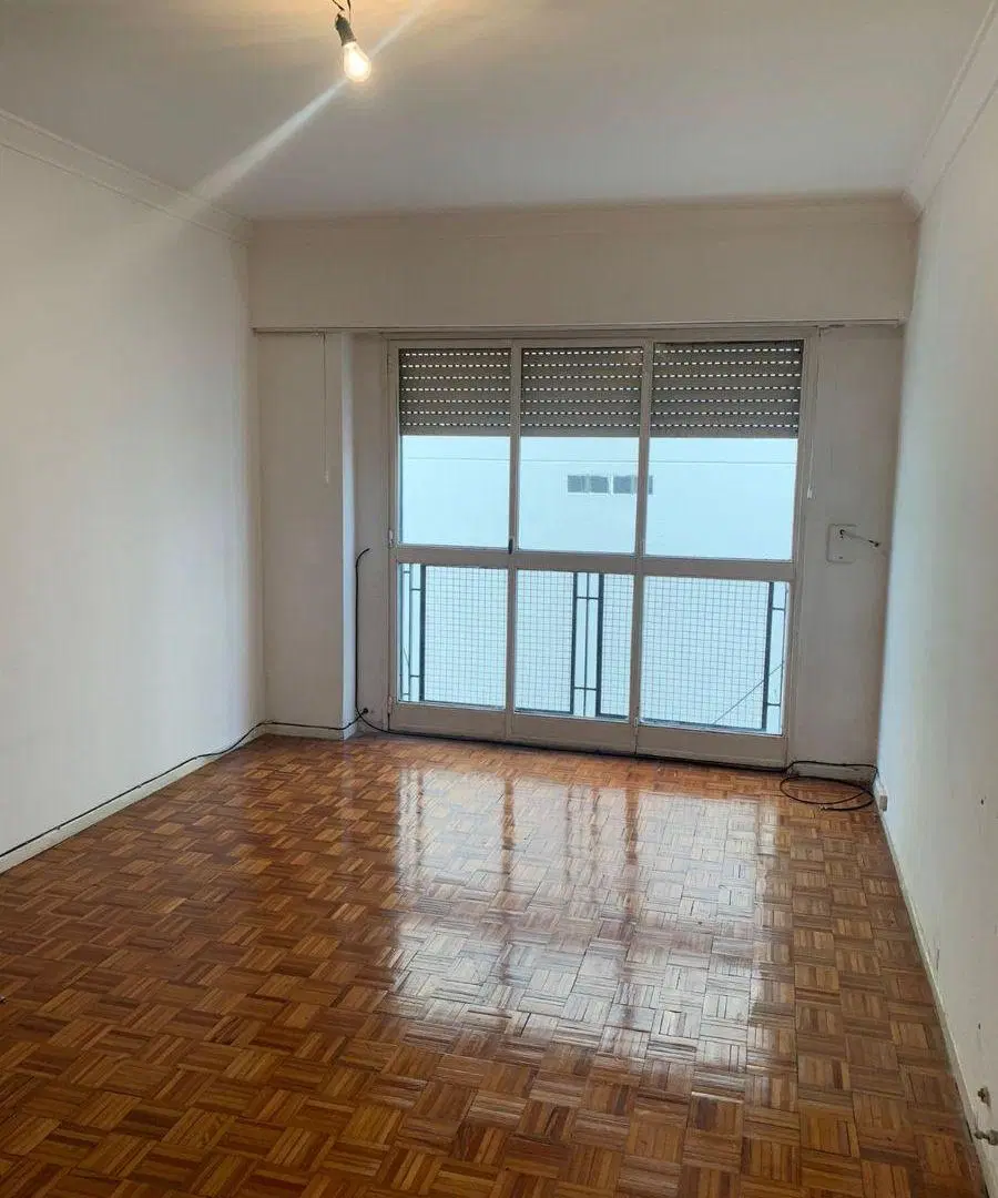 DEPARTAMENTO 2 AMBIENTES EN ALQUILER CON ESTACIONAMIENTO DESCUBIERTO 3